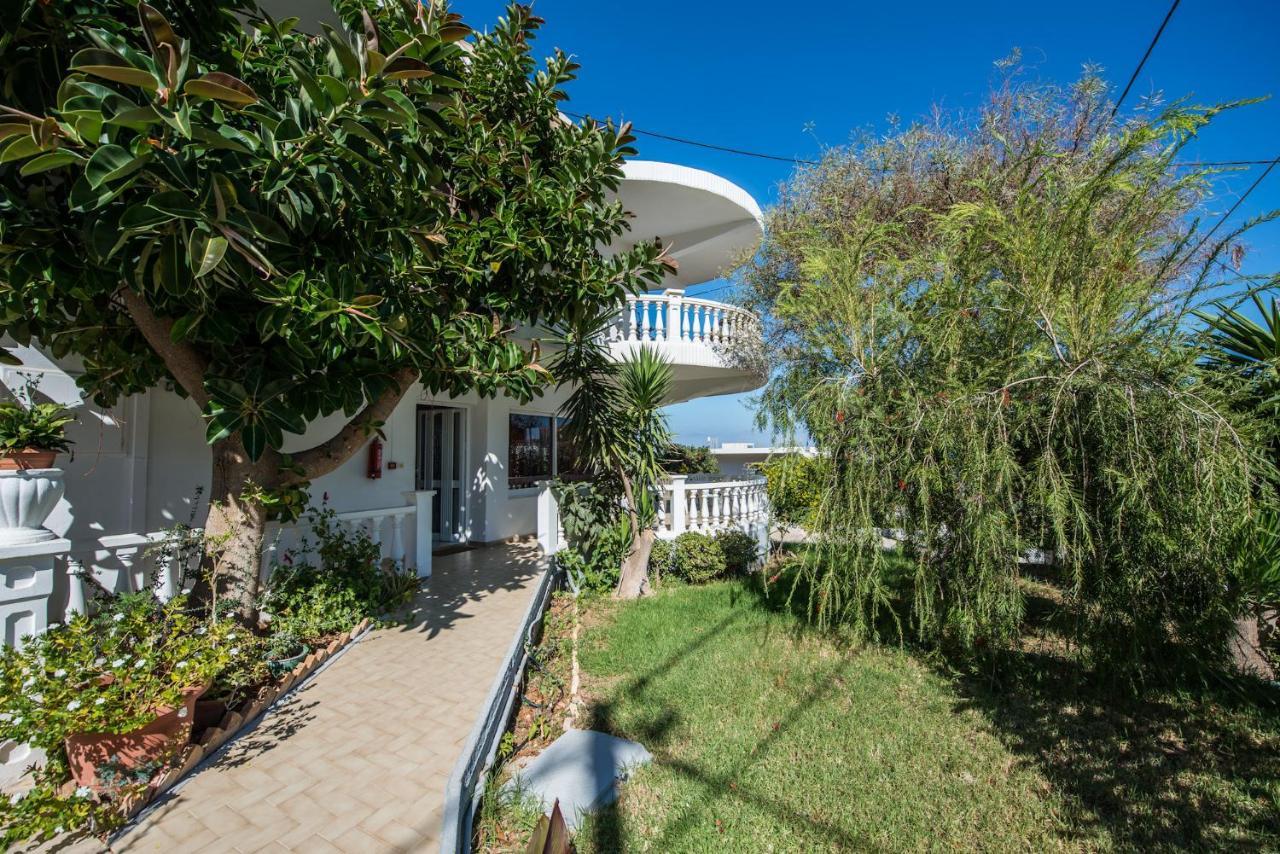 Rouladina Apartments Сталос Экстерьер фото
