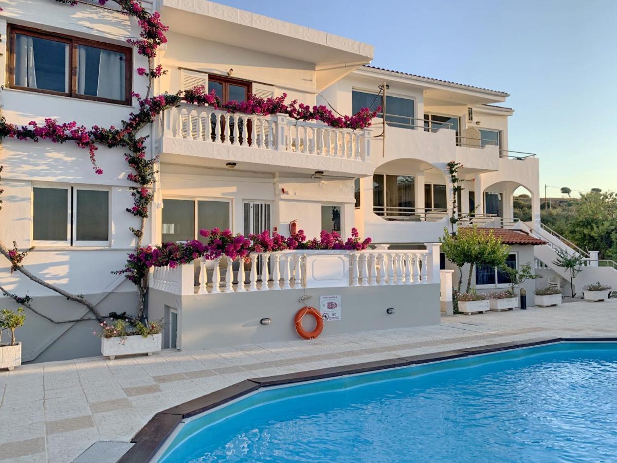 Rouladina Apartments Сталос Экстерьер фото