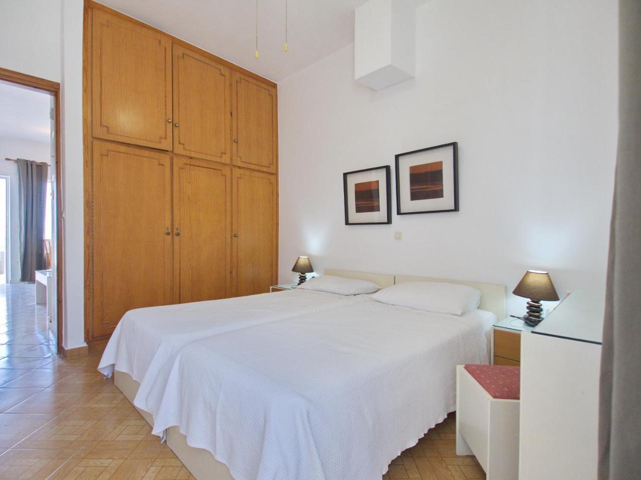 Rouladina Apartments Сталос Экстерьер фото